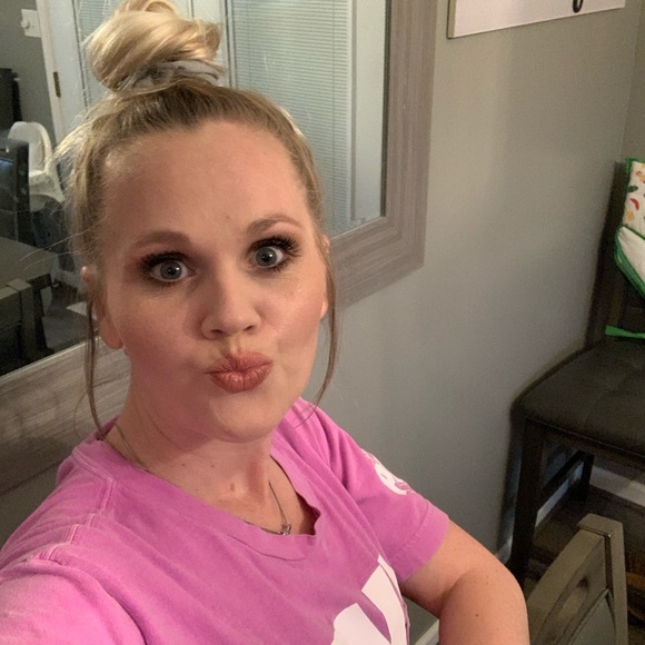 Meet your Posher, Michelle - Picture 6 of 12